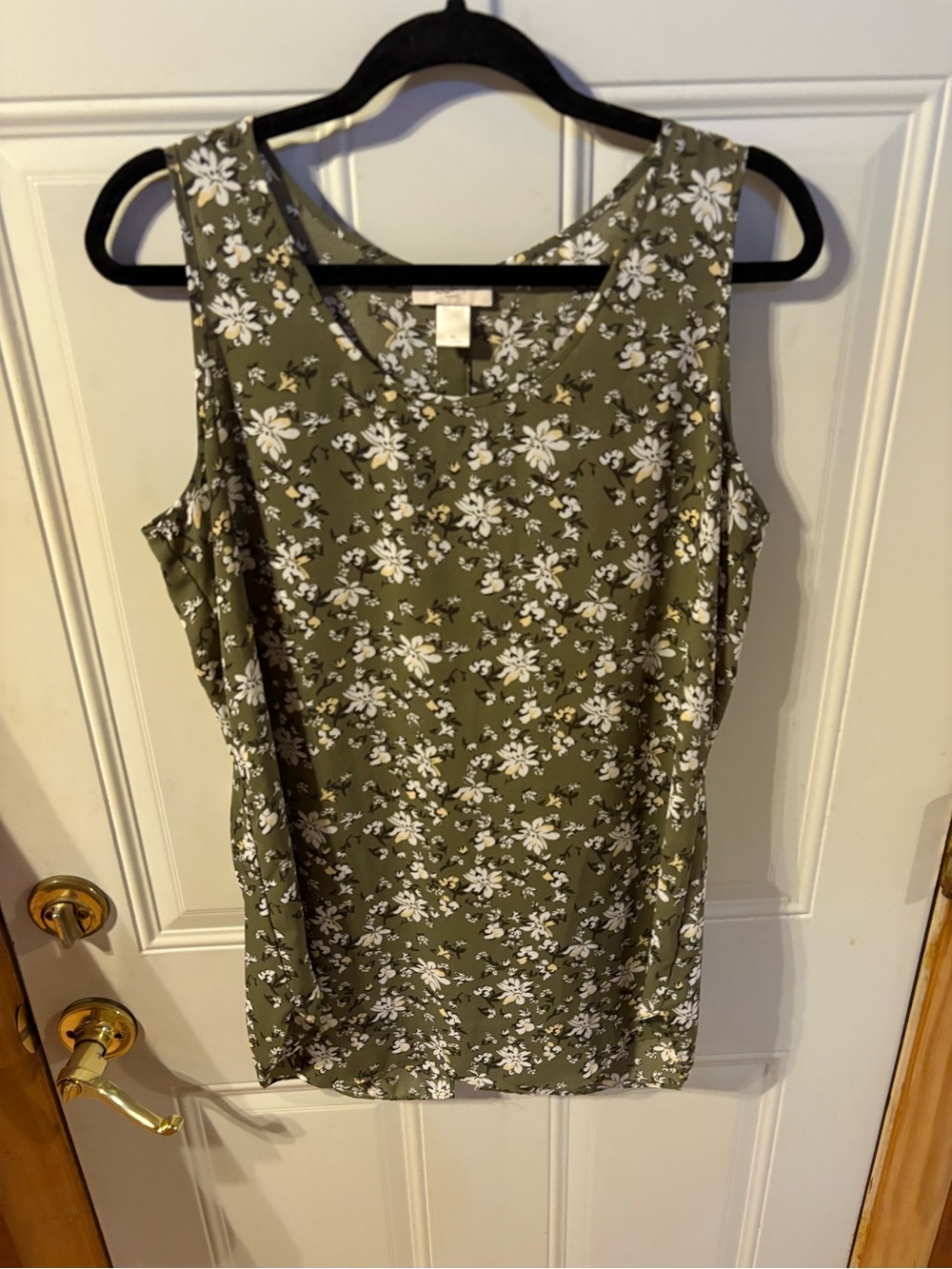 Lift Olive Green Floral Sleeveless Tank Size Medium